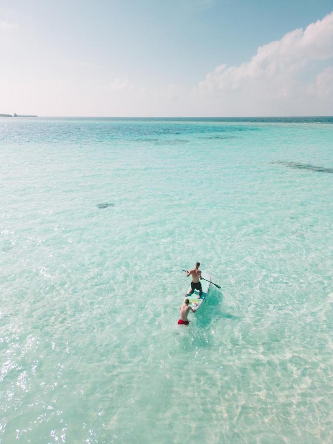 Sunrise By White Sand Dhigurah Dhigurah  Esterno foto